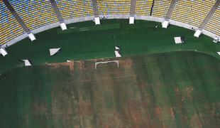 Maracana v Riu na robu propada