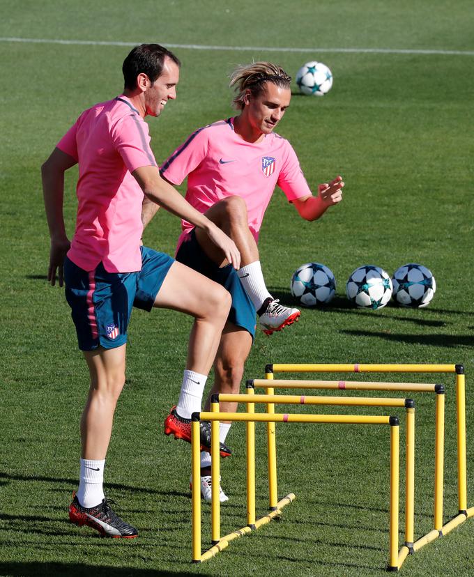 Antoine Griezmann in Diego Godin igrata skupaj že štiri leta. Francoz se je preselil v Madrid tudi po zaslugi Urugvajca. | Foto: Reuters