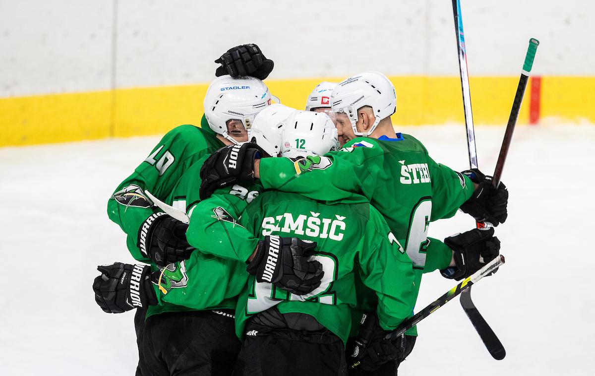 HK Olimpija Fassa | Olimpija je pri zadnjem Linzu zmagala s 7:2. | Foto Vid Ponikvar