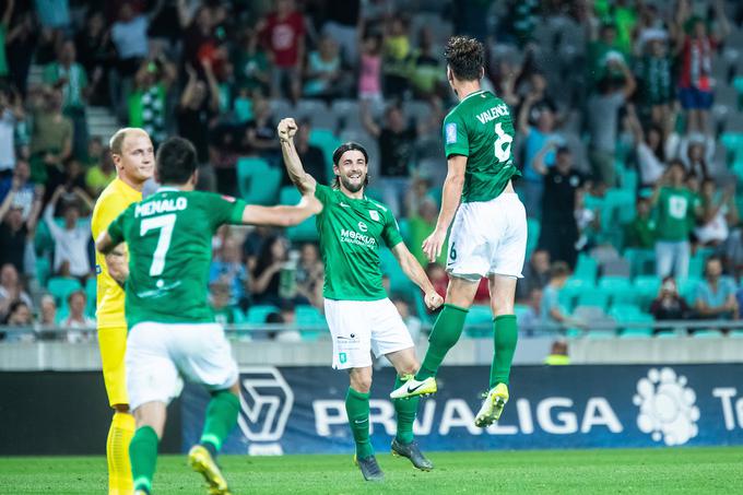 Domžale so po vodstvu z 2:0 naletele na oster in zelo konkreten odgovor Olimpije. | Foto: Grega Valančič/Sportida