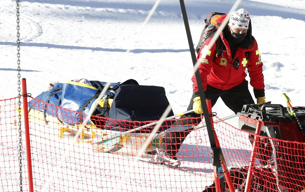 Nicole Schmidhofer | Nicole Schmidhofer se je pri padcu na smuku v Val d'Iseru, kot kaže, težje poškodovala. | Foto Reuters