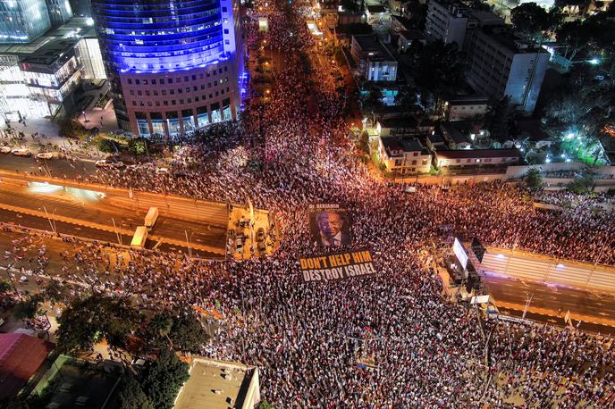 Izrael protest | V Tel Avivu se je zbralo na desettisoče ljudi. | Foto Reuters