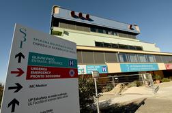 Zdravniki v javnem zdravstvu stavkajo, zasebni MC Medicor pa podira rekorde