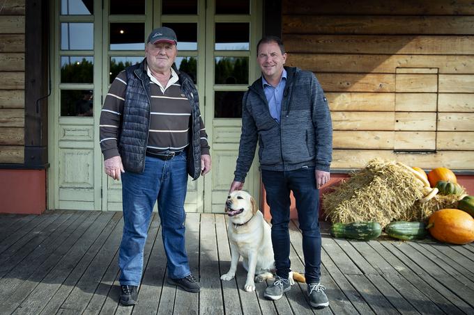 Igor Jarkovič je kmetijo prevzel od svojega očeta, ki je sklenil za njih pomembno sodelovanje z večjimi trgovci.  | Foto: Ana Kovač