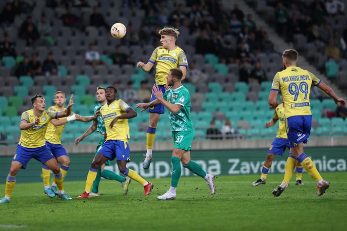 NK Olimpija : NK Koper | Olimpija in Koper sta se razšla z remijem. | Foto www.alesfevzer.com