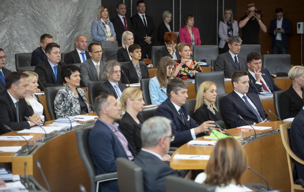 državni zbor | Iz kvote Gibanja Svoboda je 11 ministrskih kandidatov, iz SD štiri in iz Levice dva. Danes bo zaslišanih prvih pet. | Foto Bojan Puhek