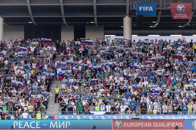 Slovenija : Danska slovenska nogometna reprezentanca | Za reprezentančno tekmo s Severno Irsko 7. septembra vlada veliko zanimanje. | Foto Vid Ponikvar/Sportida