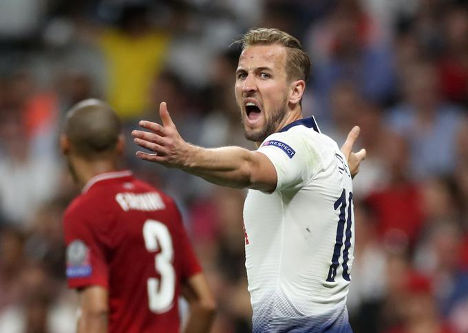 Angleški zvezdnik Harry Kane bi najraje odpovedal sezono. | Foto: Reuters