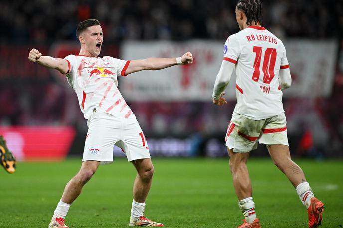 Leipzig Bayer Leverkusen | RB Leipzig je zaostajal proti Bayerju doma že z 0:2, a vendarle osvojil točko. | Foto Reuters