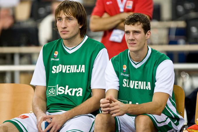 Skok v leto 2009: Matjaž Smodiš in Goran Dragić | Foto: Sportida