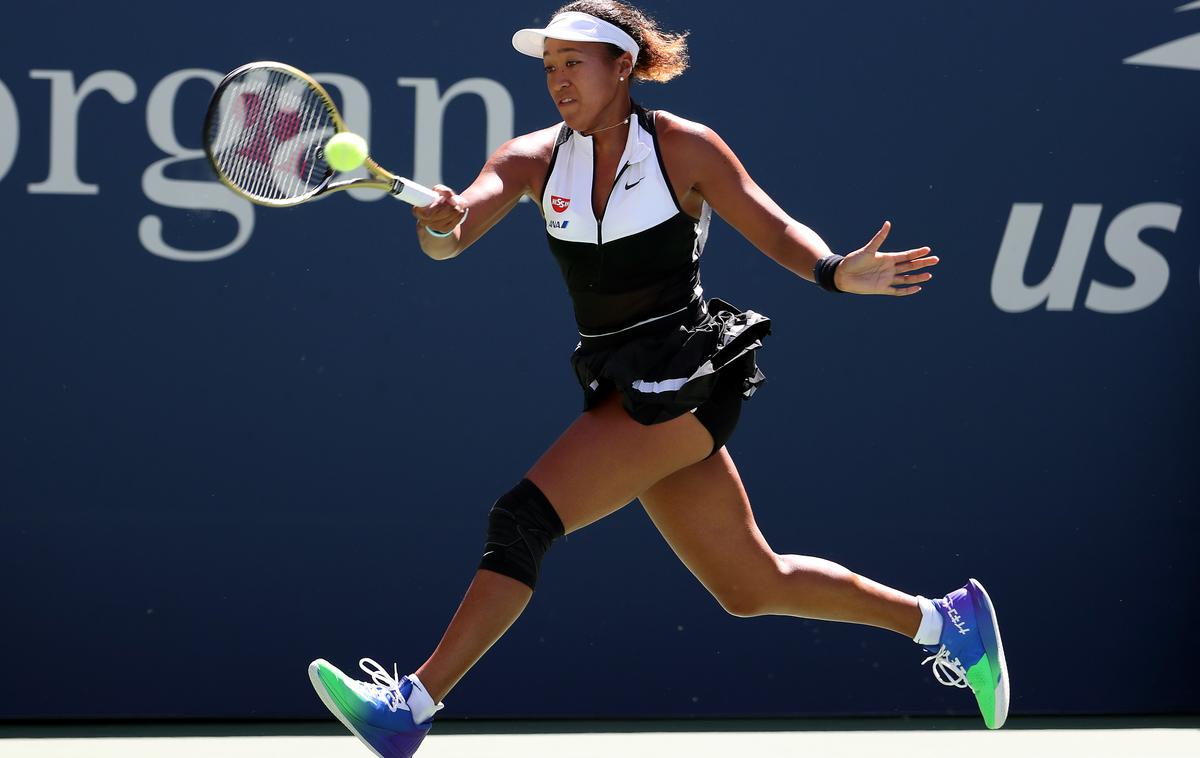 Naomi Osaka | Prva igralka sveta Naomi Osaka je proti Poljakinji upravičila vlogo favoritinje.  | Foto Getty Images