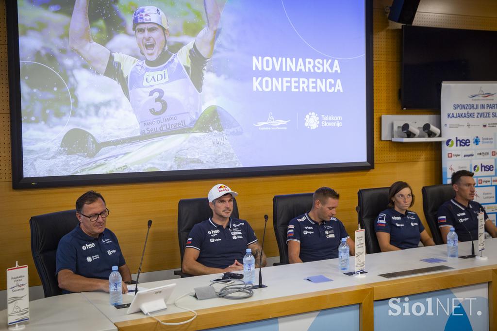 Tiskovna konferenva veslaške reprezentance. Veslanje