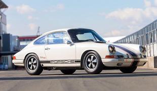 V Silverstone prihaja 911 porschejev 911