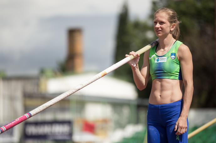 Tina Šutej | Tina Šutej gre na dvoransko svetovno prvenstvo po kolajno. | Foto Peter Kastelic/ Sportida