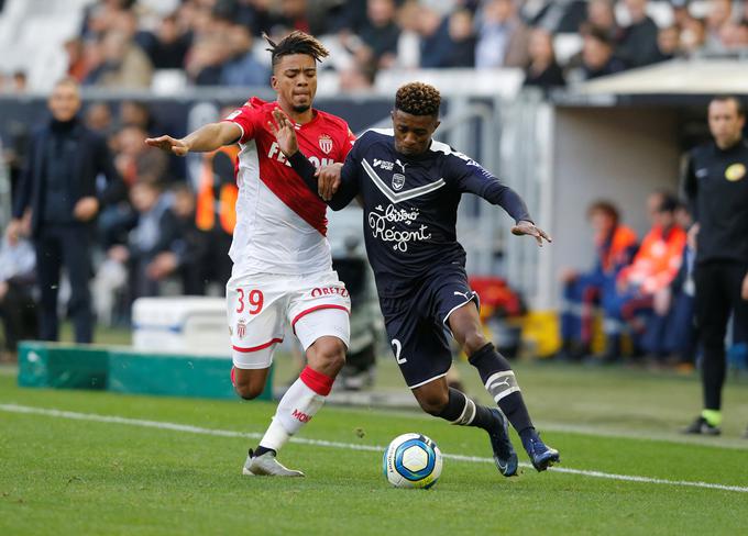 Benjamin Henrichs (levo) se seli v Leipzig. | Foto: Reuters