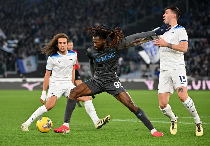 Lazio in Napoli sta se na Olimpijskem stadionu v Rimu razšla z remijem. | Foto: Reuters