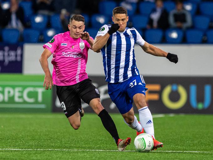 Filip Valenčič (desno) se je vpisal med strelce. | Foto: Guliverimage/Vladimir Fedorenko