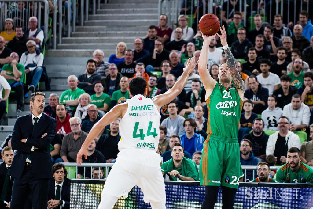 KK Cedevita Olimpija : Bursaspor