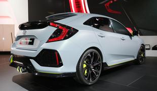 Honda z boljšo vzvratno preglednostjo civica in športnim NSX za 180 tisočakov