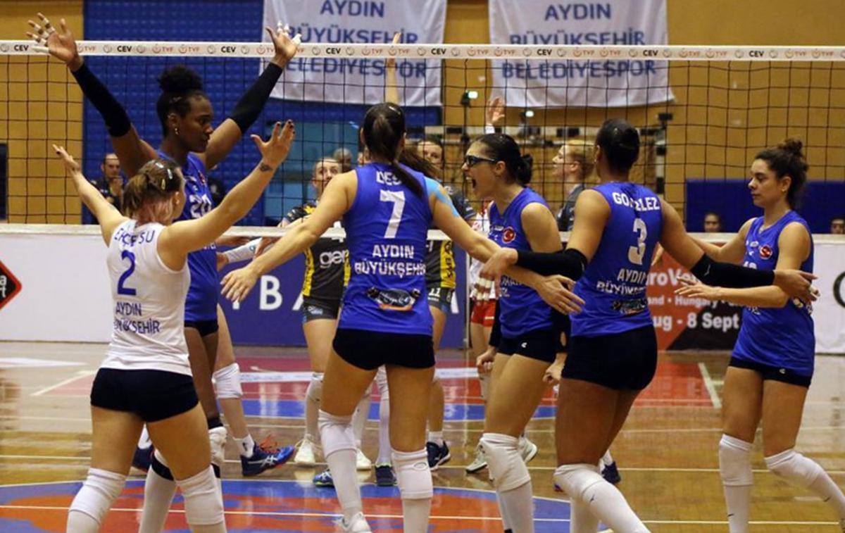 Aydin BBSK | Turkinje so bile tudi na drugi tekmi pretrd oreh za Novogoričanke in se uvrstile v finale. | Foto CEV