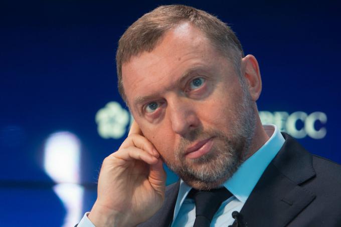 "Aluminijasti" tajkun Oleg Deripaska je ustanovitelj Rusala, drugega največjega proizvajalca aluminija na svetu, in eden najbogatejših Rusov, pred finančno krizo leta 2008 je bil celo najbogatejši. Vseskozi je veljal za tesnega zaveznika ruskega predsednika Vladimirja Putina. Deripaska je eden od ruskih oligarhov, ki so po invaziji na Ukrajino postali tarča mednarodnih sankcij. | Foto: AP / Guliverimage