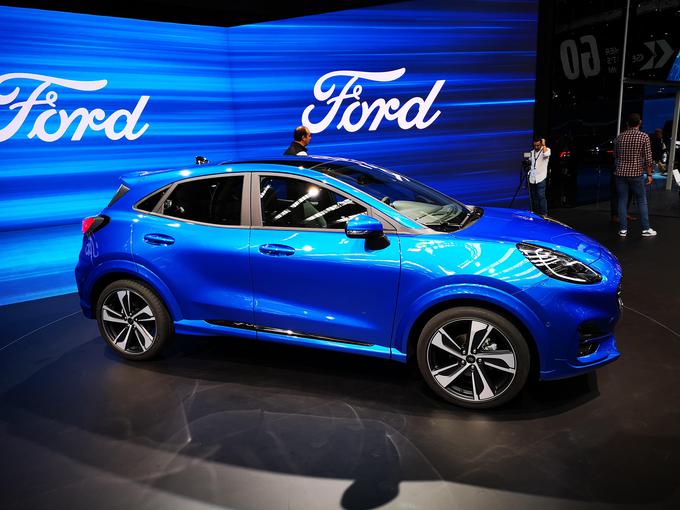 Nova ford puma je v živo bolj prepričljiva kot na fotografijah. Še posebej v opremi ST line je to zelo športno navdahnjen crossover. | Foto: Gregor Pavšič