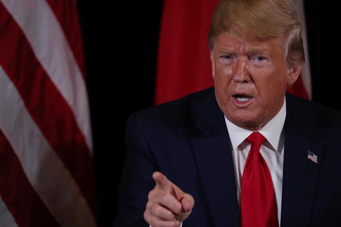 Donald Trump | Drugi žvižgač trdi, da ima informacije iz prve roke o dogajanju v povezavi s telefonskim pogovorom med Donaldom Trumpom in ukrajinskim predsednikom Volodimirjem Zelenskim. | Foto Reuters