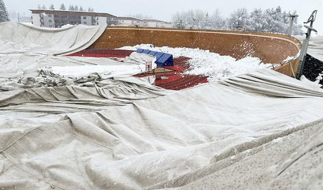 Zelena luč za streho velodroma, zavarovalnica priznala škodo