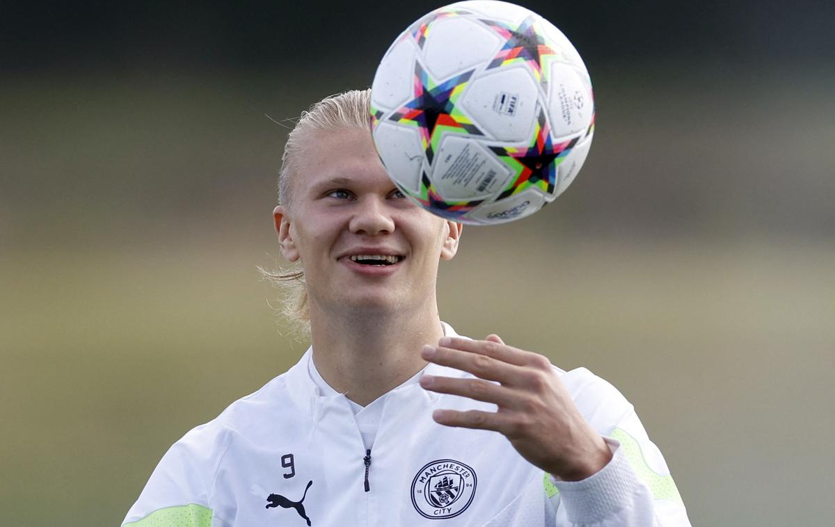 Manchester City Erling Haaland | Erling Haaland sproščen in nasmejan na zadnjem treningu pred tekmo s Sevillo. | Foto Reuters