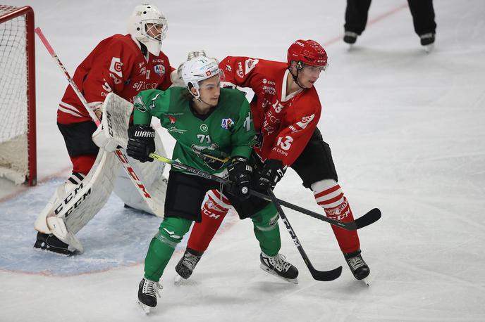 500. večni derbi: HK SŽ Olimpija - HDD Sij Acroni Jesenice | Jeseničani so premagali drugo ekipo Celovca, Olimpija pa je drugi ekipi Linza zabila sedem golov. | Foto Matic Ritonja/Sportida