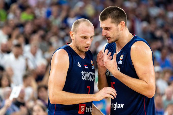 Srbska košarkarska reprezentanca na čelu z Nikolo Jokićem je pred kratkim gostovala v Stožicah in po podaljšku priznala premoč Sloveniji. | Foto: Matic Klanšek Velej/Sportida