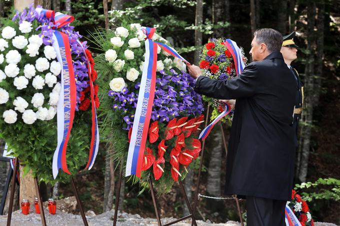 "Razumem vašo bolečino, bolečino po vojni pobitih in njihovih svojcev," je dejal predsednik države Borut Pahor, ki je obenem pozval k temu, da se vživimo v bolečino drug drugega. | Foto: STA ,