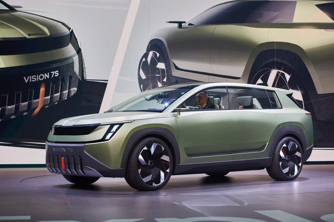 Škoda vision 7S | Osrednja zvezda večera v Pragi je bil sedemsedežni električni koncept vision 7S. | Foto Škoda