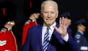 Joe Biden se je razveselil novega družinskega člana