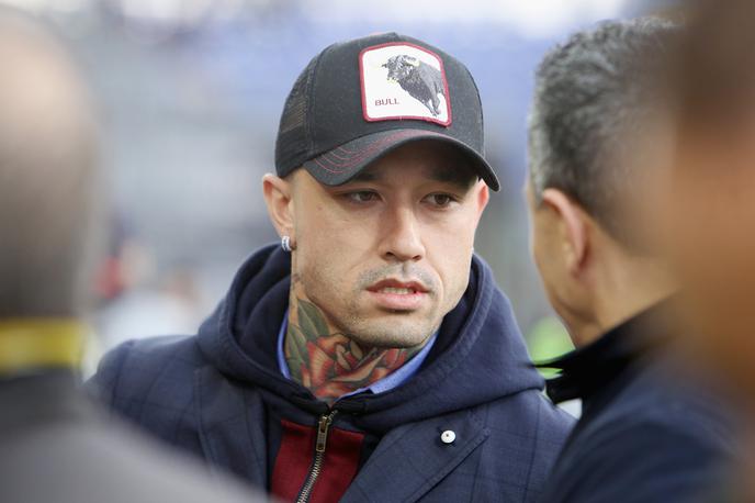 Radja Nainggolan | Radjo Nainngolana skrbi, da ne bi okužil žene, ki se že bori s hudo boleznijo. | Foto Getty Images