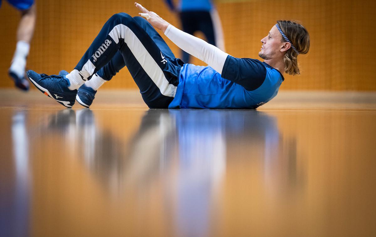 slovenska rokometna reprezentanca trening Jure Dolenec | Jure Dolenec bo drugič v svoji karieri nastopil na olimpijskih igrah. | Foto Blaž Weindorfer/Sportida