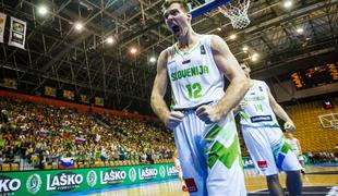 Zoran Dragić se lahko že pohvali s prvo lovoriko