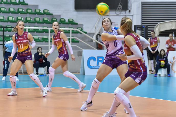 Nova KBM Branik | Slovenske prvakinje tudi na tretji tekmi niso imele pavih možnosti za zmago. | Foto CEV