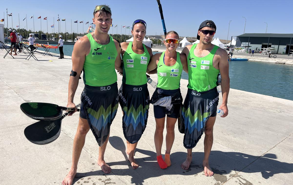 Mia Medved, Anja Osterman, Anže Urankar in Rok Šmit | Mia Medved, Anja Osterman, Anže Urankar in Rok Šmit so končali tik pod stopničkami. | Foto Kajakaška zveza Slovenije