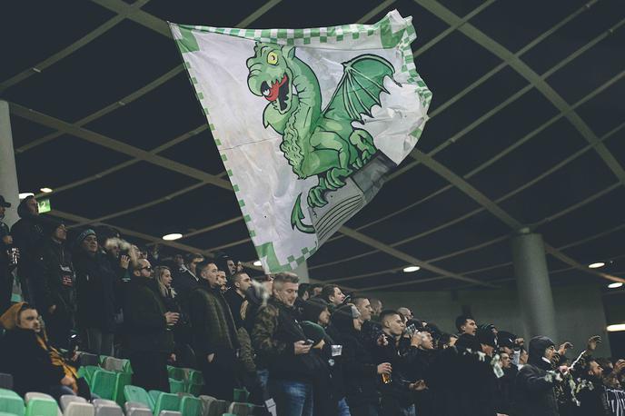 Green Dragons Olimpija Koper | Navijači Olimpije so bili v nedeljo priča razburljivemu derbiju 23. kroga. | Foto Grega Valančič/Sportida