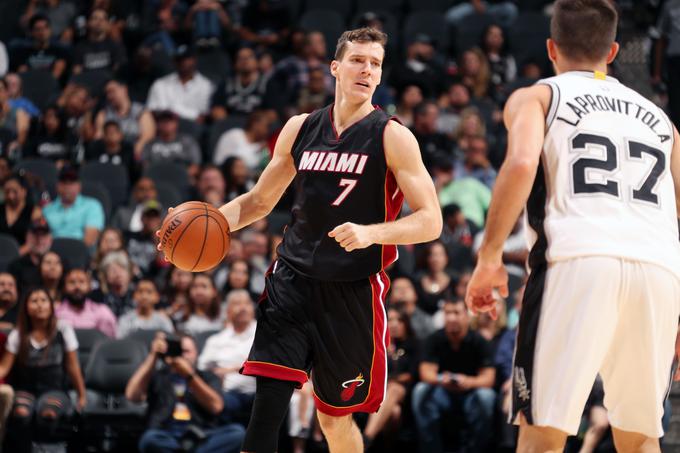 Goran Dragić je zmagovito vstopil v novo sezono lige NBA, v kateri bo imel pri Miami Heat vlogo nosilca. | Foto: Getty Images