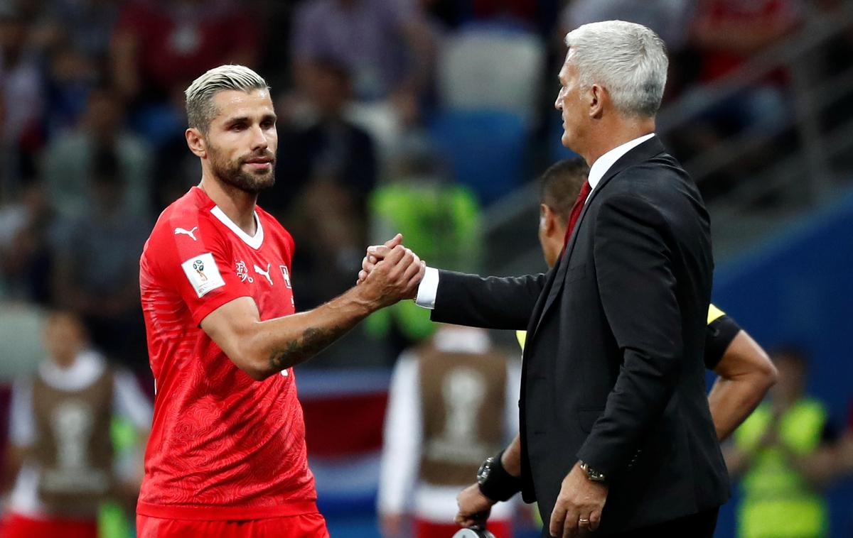 Valon Behrami | Mednarodna kariera Valona Behramija je končana. | Foto Reuters