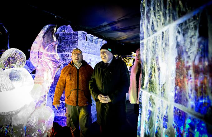 Avtor Ledene dežele Miro Rismondo z ljubljanskim županom Zoranom Jankovićem | Foto: Ana Kovač