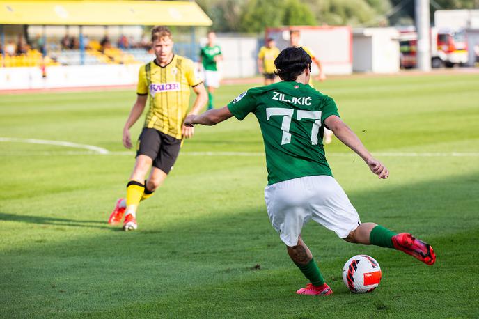 Radomlje : Olimpija 1. snl | Olimpija je v svoji prvi tekmi nove sezone Prve lige le remizirala. | Foto Nik Moder/Sportida