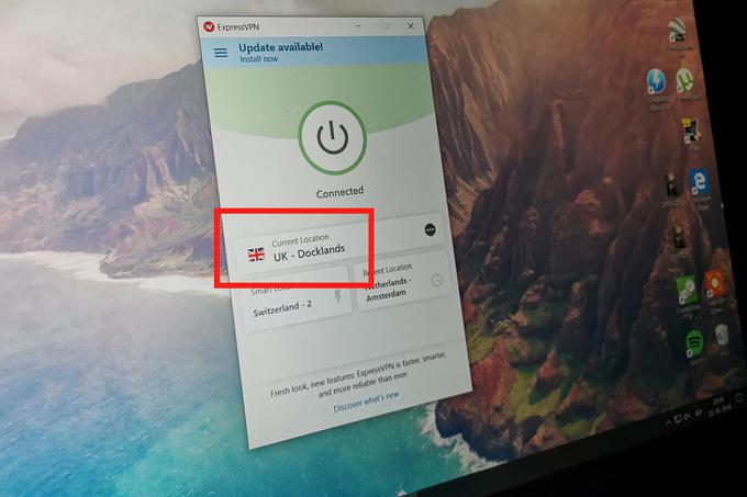 Če vas med brskanjem po spletu skrbita zasebnost in varnost ali pa želite dostopati do določenih vsebin, ki v vaši državi niso na voljo oziroma so blokirane, velja razmisliti o uporabi VPN oziroma navideznega zasebnega omrežja. Kar zadeva spletne strani, smo zaradi povezave prek ExpressVPN trenutno v Veliki Britaniji in ne v Sloveniji.  | Foto: Matic Tomšič