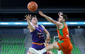 Cedevita Olimpija : Helios Suns