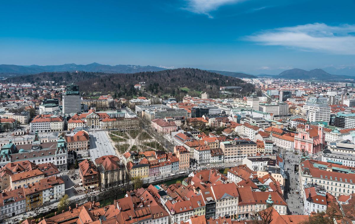 Ljubljana nepremičnine stanovanja gradbeništvo | Prodajalci rabljenih stanovanj so za Bežigradom in v Moste-Polje iztržili rekordne vsote za svoje nepremičnine. | Foto Guliverimage