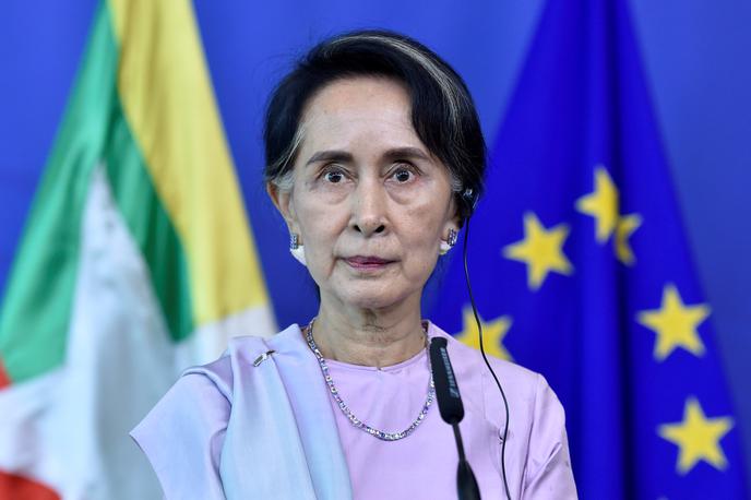 Aung San Su Či | Nobelovo nagrajenko za mir Aung San Su Či je Evropski parlament suspendiral iz skupnosti prejemnikov nagrade Saharov. | Foto Reuters