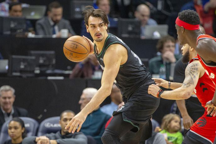 Dario Šarić | Če bi ostal v Philadelphii, bi igral v končnici, kot član Minnesote že počiva v Šibeniku. | Foto Reuters