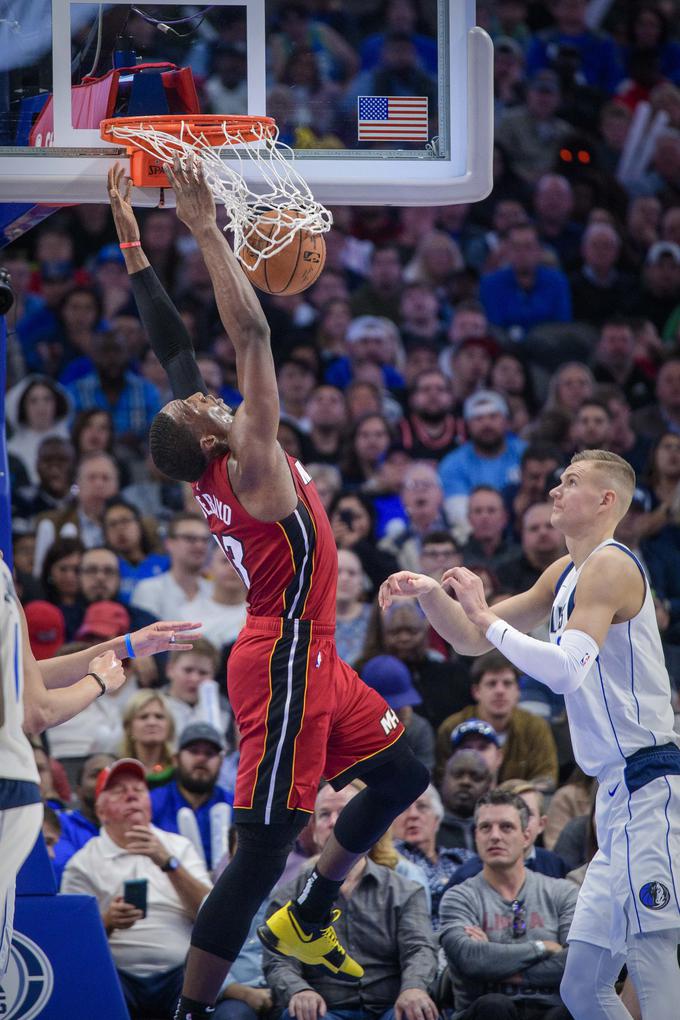 Bam Adebayo je prispeval trojnega dvojčka. | Foto: Reuters